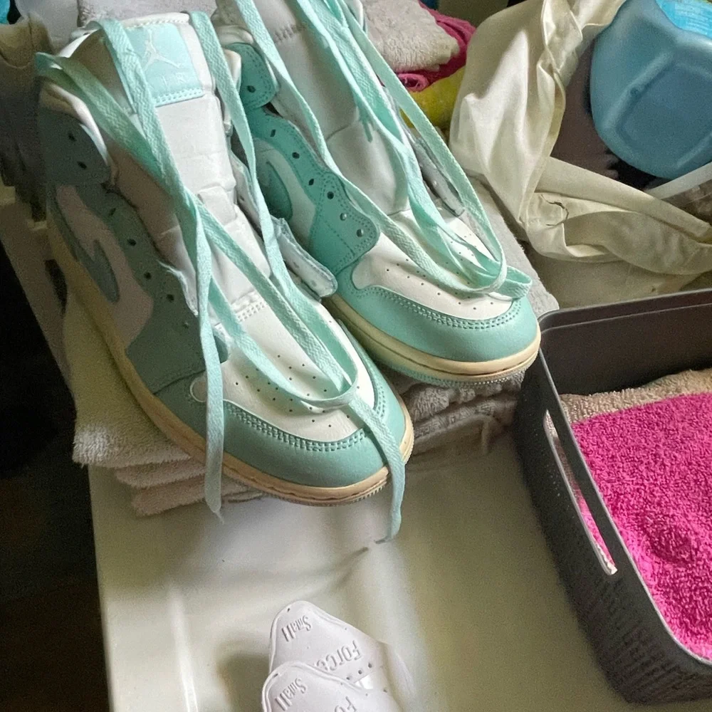 Jordan Women's Aqua and Beige Sneakers - Picture 3 of 7